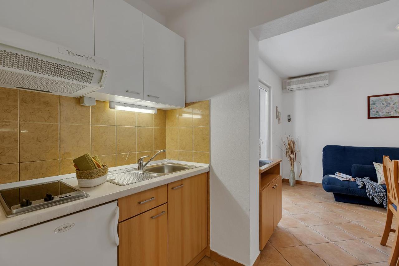 Apartments Vranjes Brela Extérieur photo